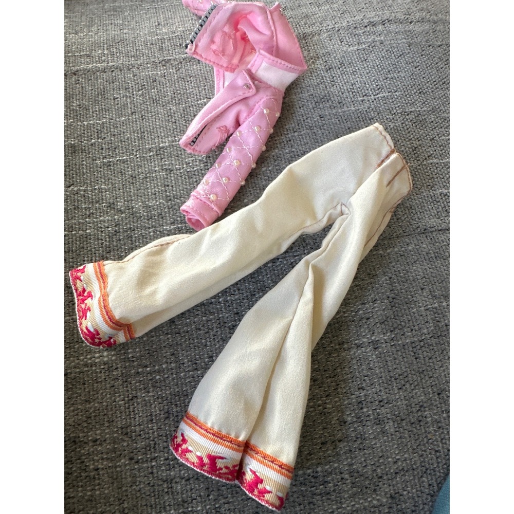 Bratz Doll Clothes Pink Pearl Beaded Moto Jacket Flare Pants‎ 1st edition Yasmin